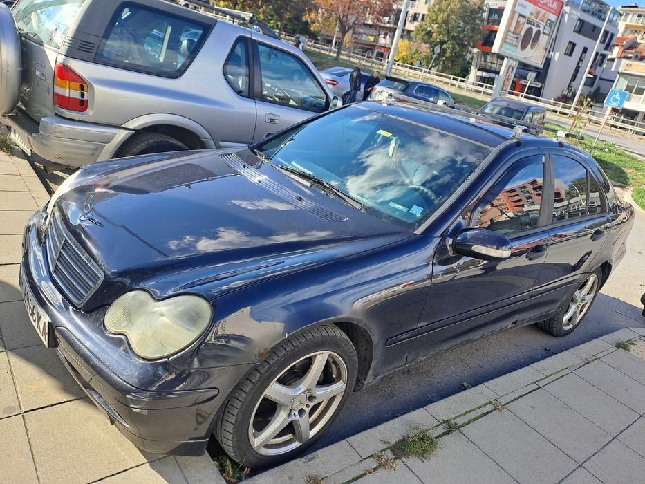 Mercedes C200 / W203 / 2002г/ 116кс