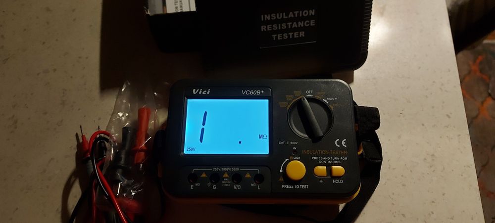 Megohetru electronic