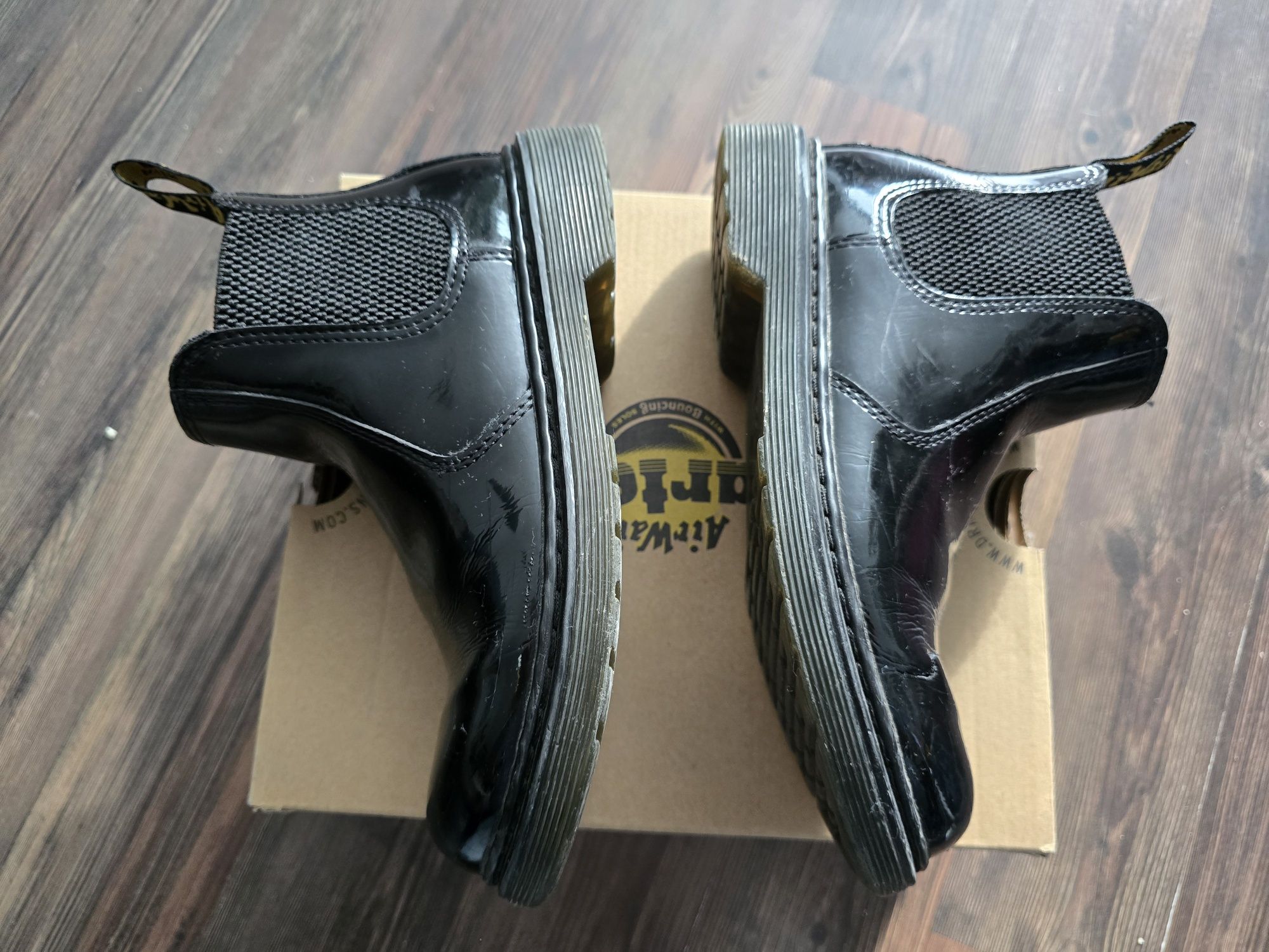 Детски боти Dr. Martens 2976 J
