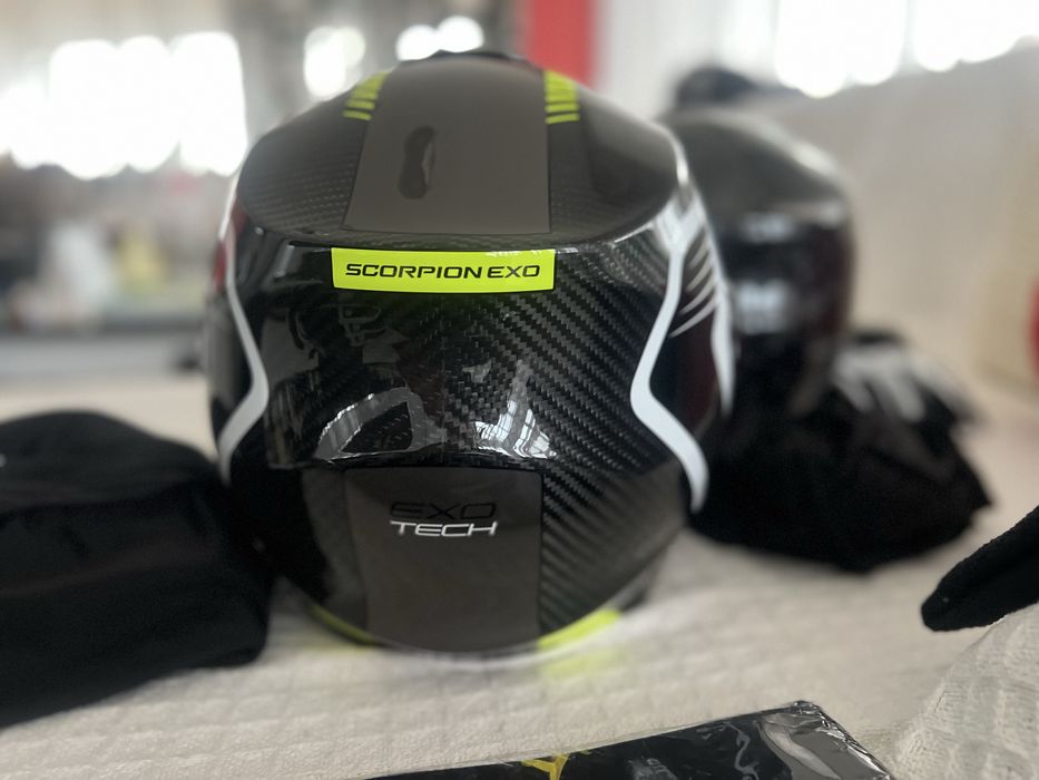 Scorpion Exo Tech Evo Solid Carbon Helmet