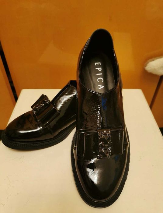 Pantofi Epica tiip Oxford piele lacuita fara toc