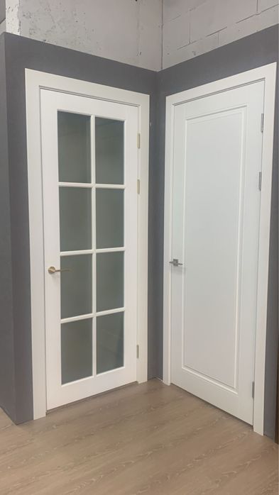 Двери белые. Высота 2200 на 800