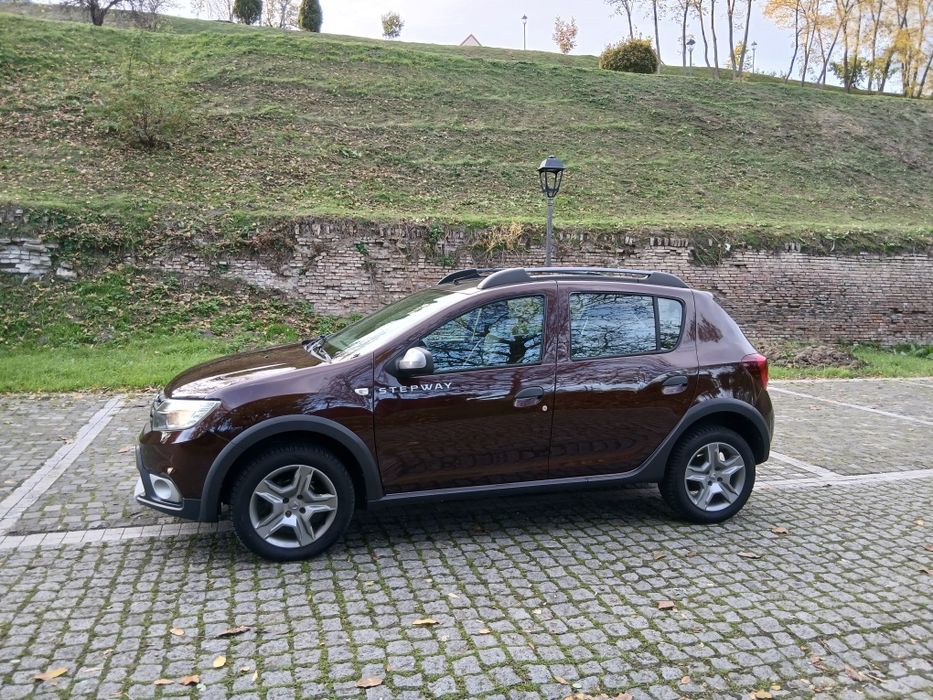 Dacia sandero Stepway An 2017 0.9 benzina si gaz