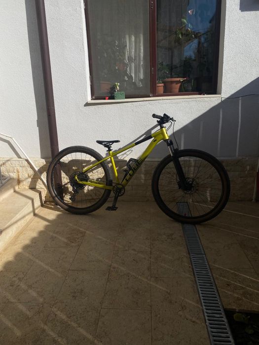 Bicicleta Cube Analog Flashlime Black 2023 1x12