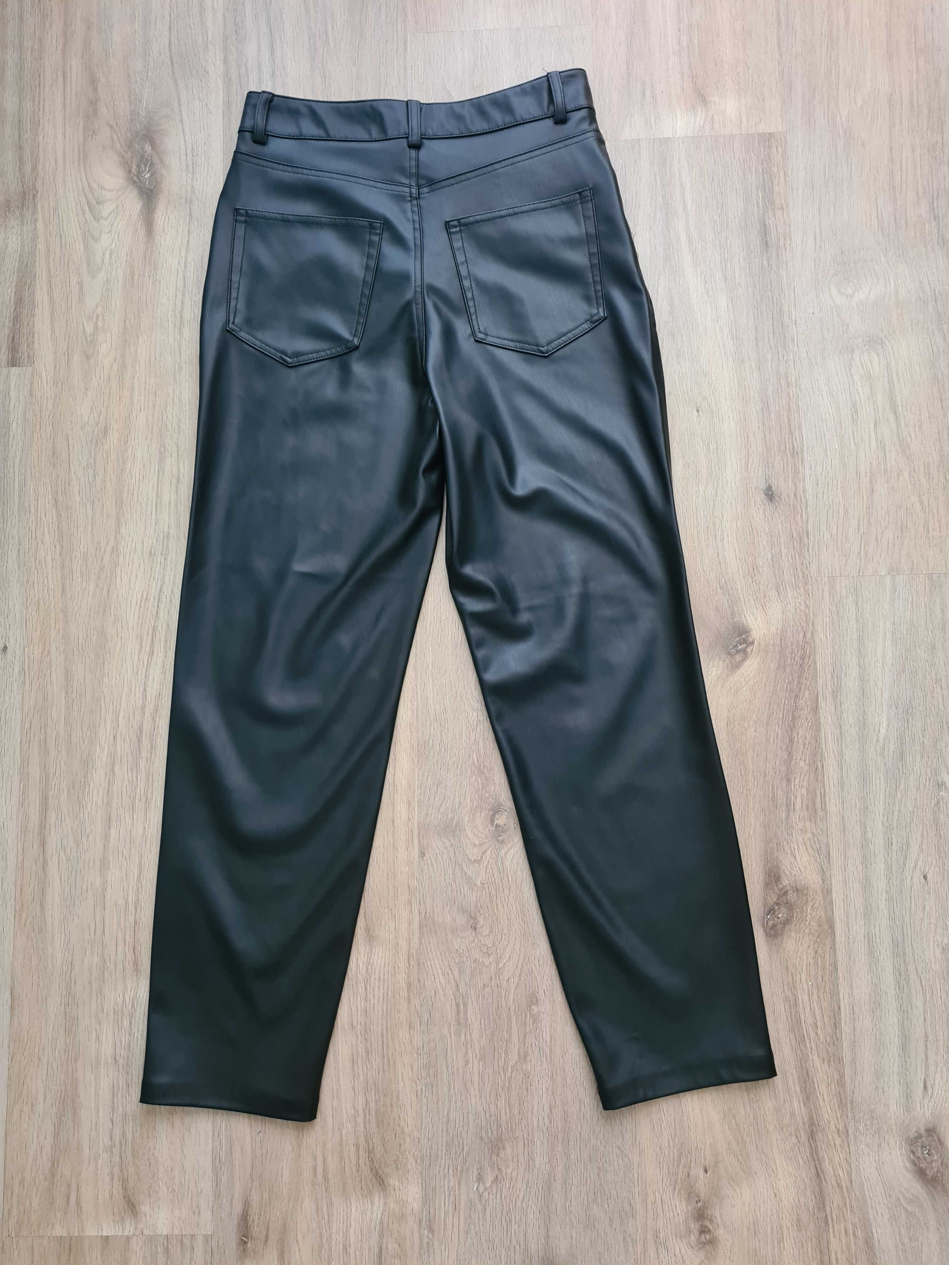 Pantaloni negri drepti de piele, Zara, M, nou