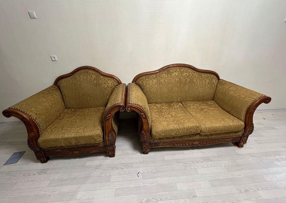 Продаётся комплект мягкой мебели — 3 дивана, цена за всё 50 000 тг