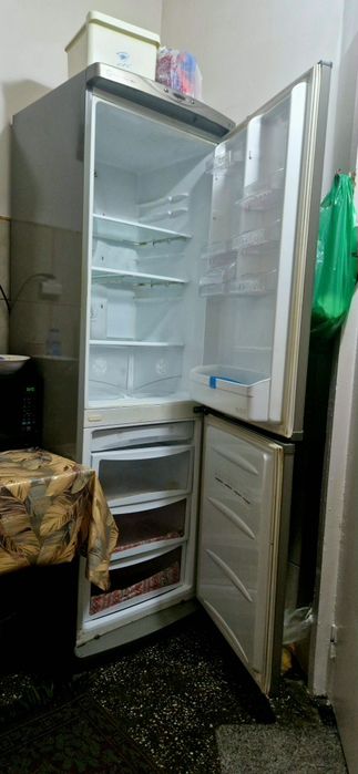 Frigider LG utilizat dar functionabil