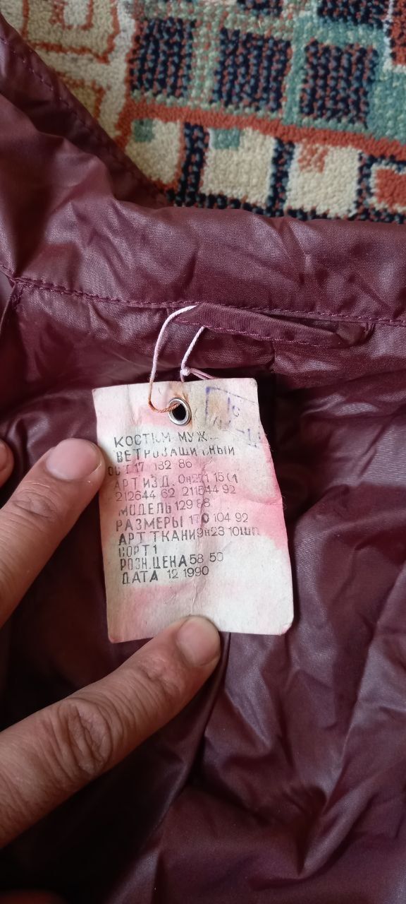 Erkaklar kiyimi yangi
