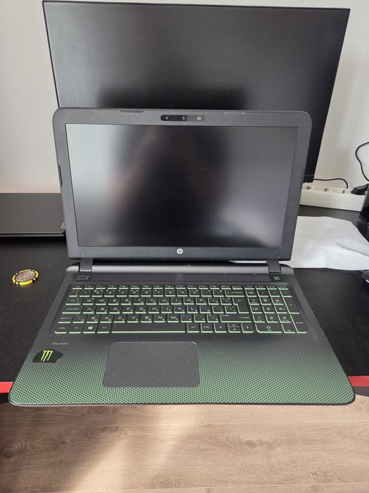 Hp pavilion gaming 15 Геймърски лаптоп