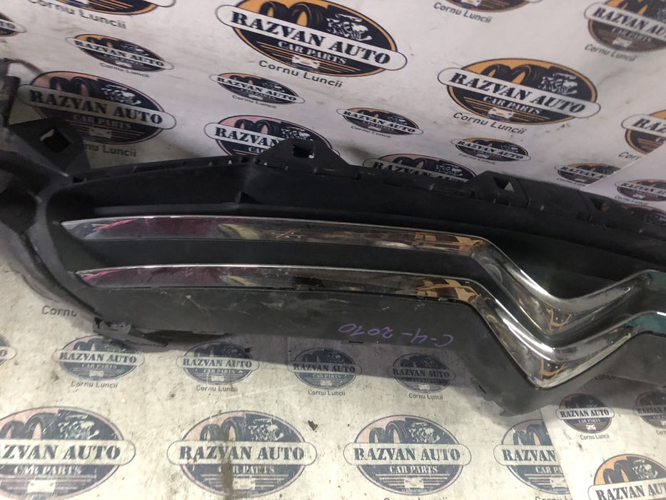 grila bara fata citroen c4 2010
