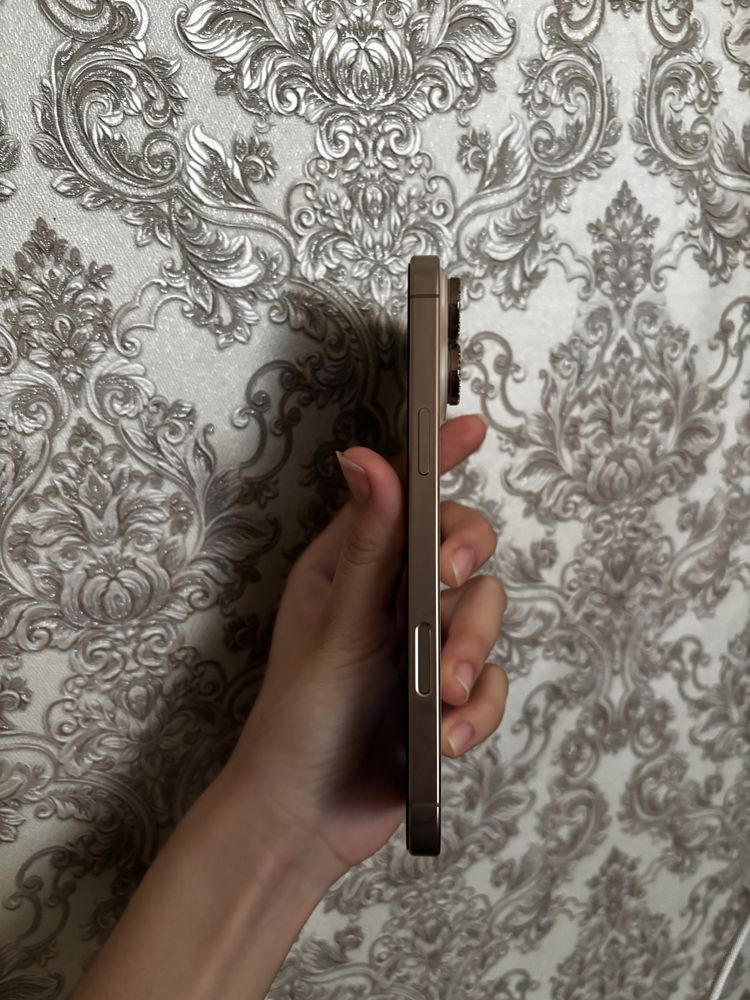 Iphone 16 pro max tilla rang