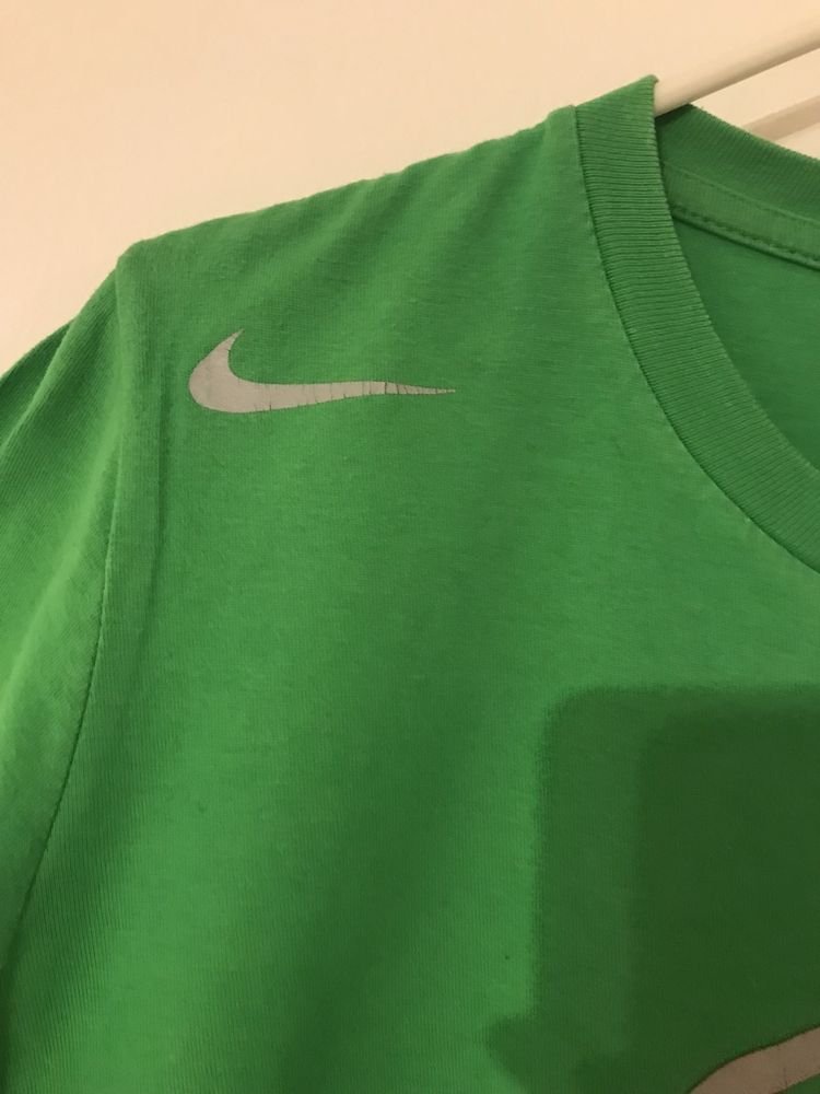 tricou Nike verde