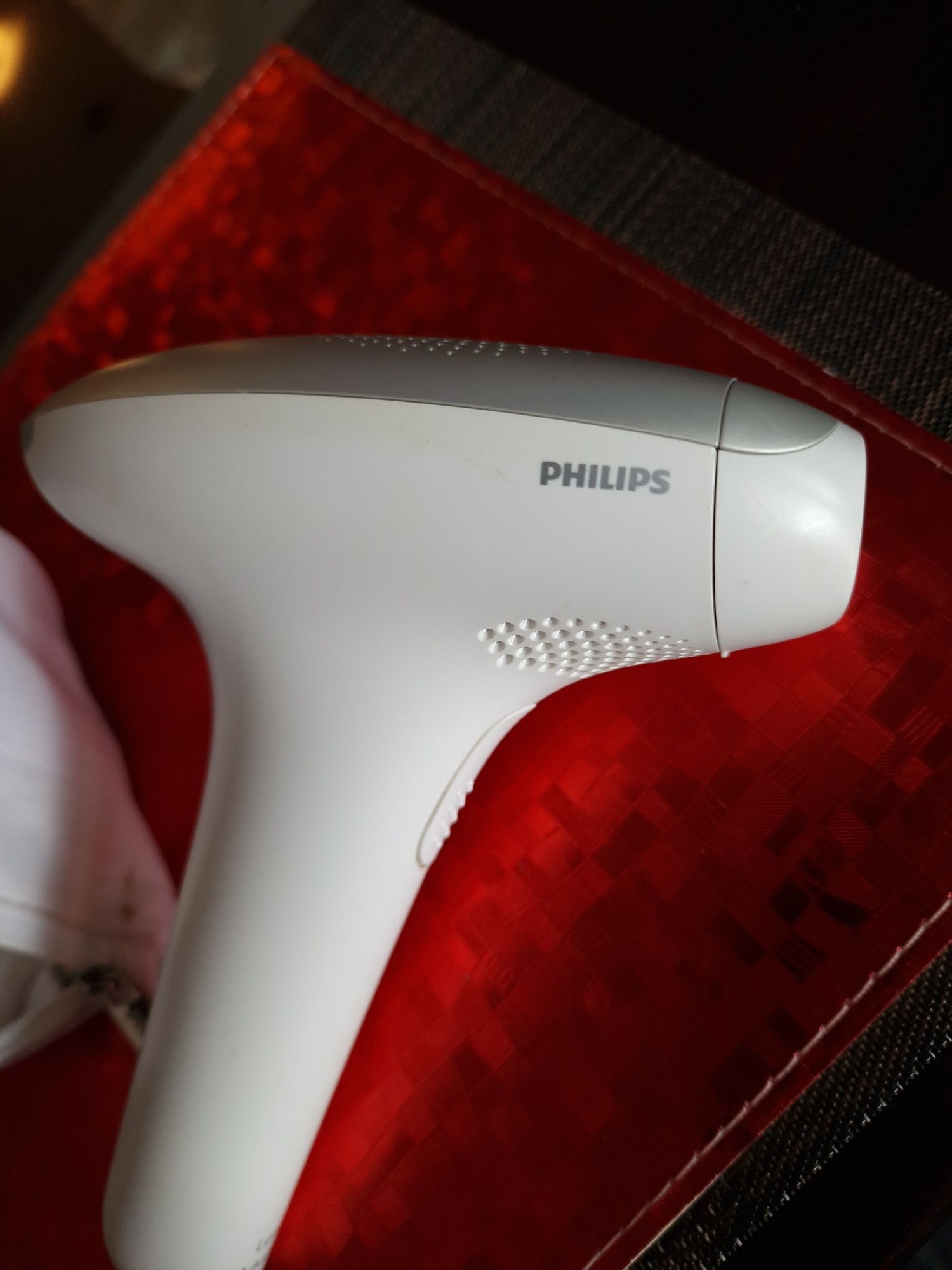 Фотоепилатор Philips