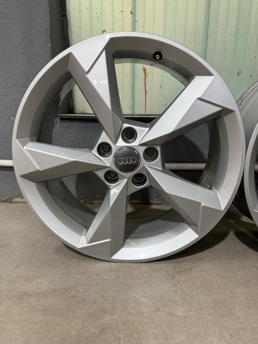 Jante aliaj R19 5x112 7J ET43 Audi Q3