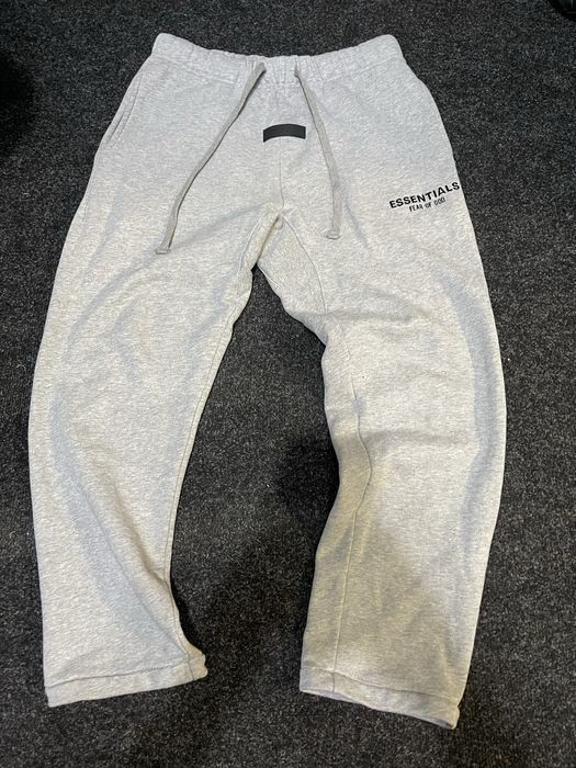 Продаю essentials штаны