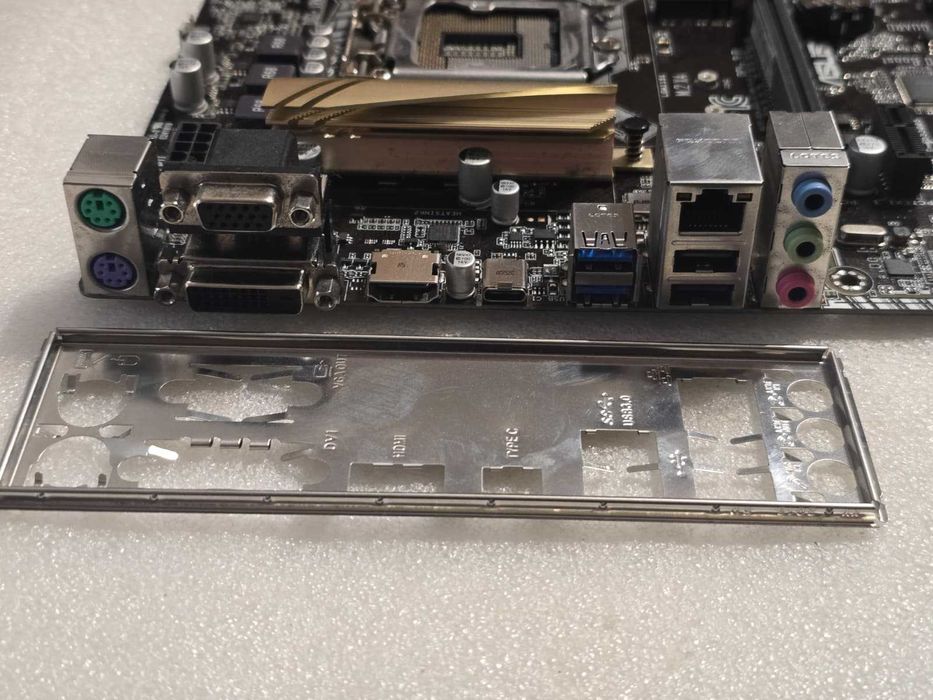 Placa de baza ASUS H170M-PLUS, Socket 1151, DDR4, TYPE-C, M2 - poze