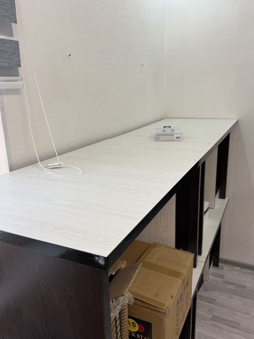 Ofis mebellari sotiladi! 4 ta Kampyuterni 1 ta katta stol 1ta tumbochk