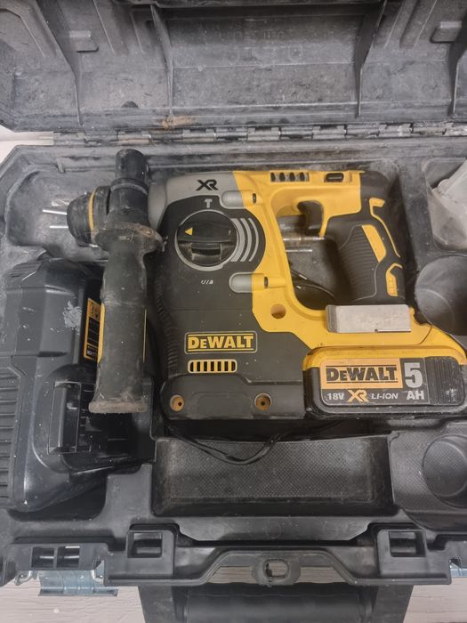 Seturi scule dewalt 18 v