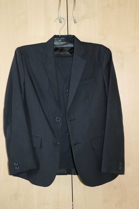 Костюм школьный синий тройка