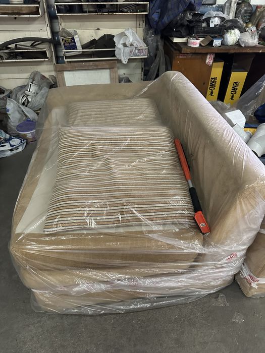 Диван мягкий, не старый хорошего качество