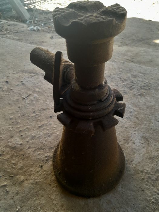 Продам домкрат советский