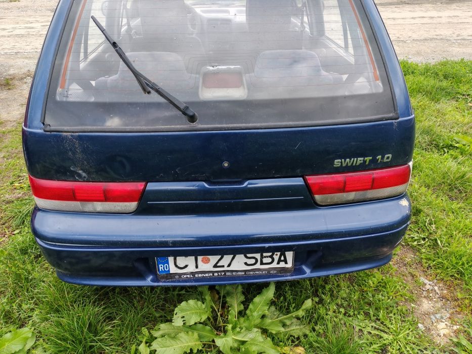 Suzuki Swift 1.0 benzina 550  e .