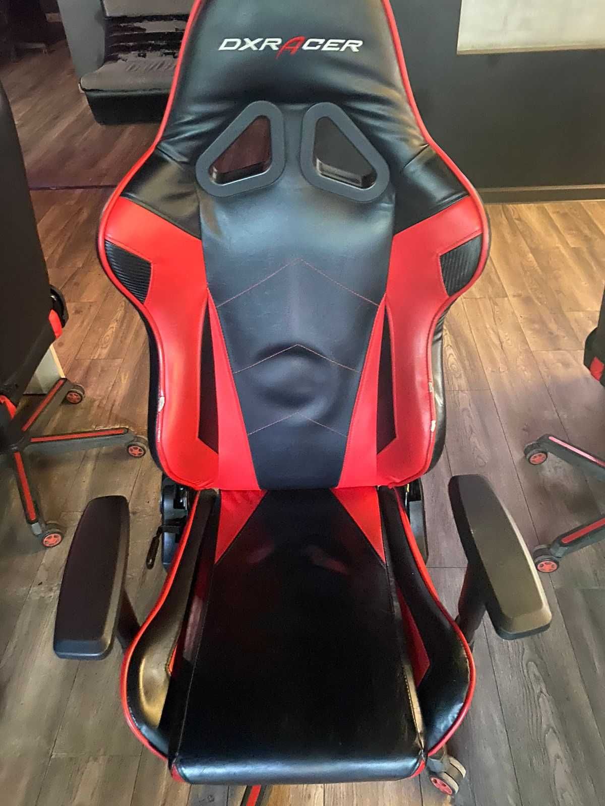 Кресло Dxracer буу