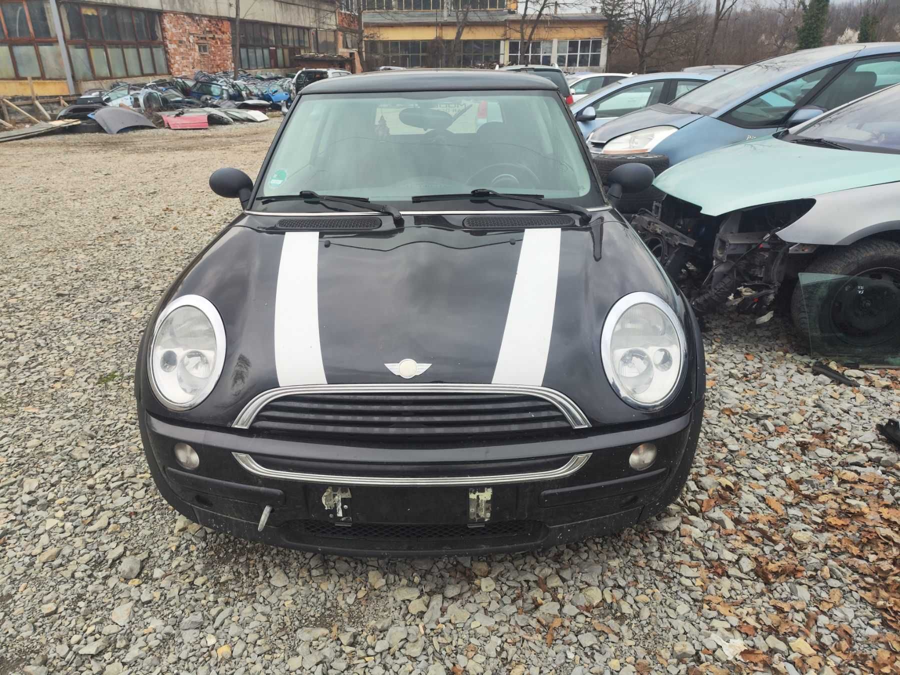 Mini Cooper R50 на части Мини купър