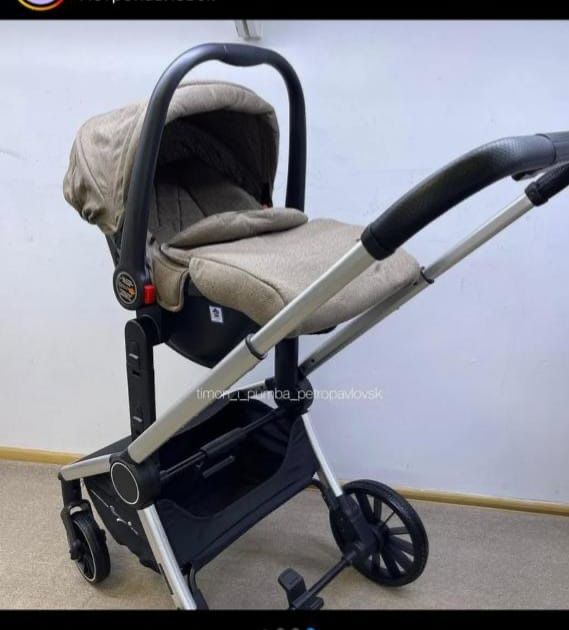Продам коляску в отличном состоянии