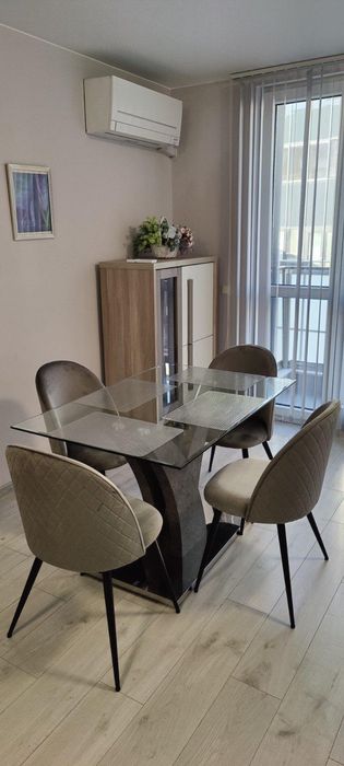 Дава се под наем Тристаен апартамент в Пловдив, Център - 103 кв.м за 700 € - Снимка #2