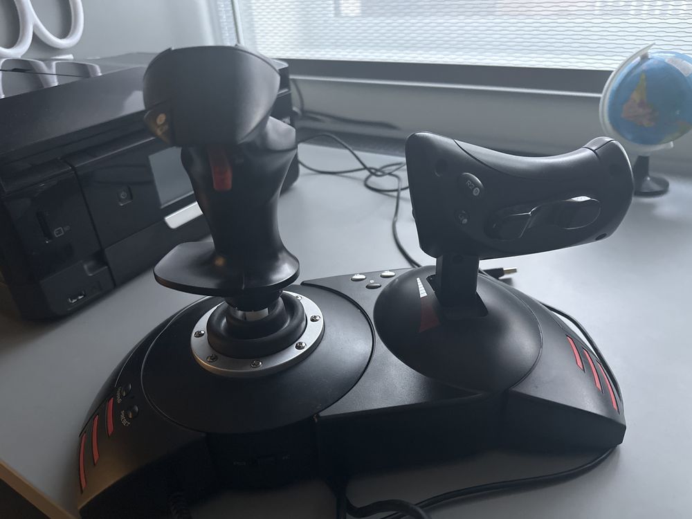 Thrustmaster T-Flight Hotas X