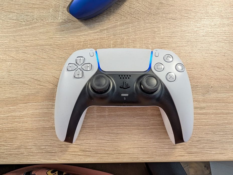 PS5 Disk Edition + Controllere + Stație incarcare