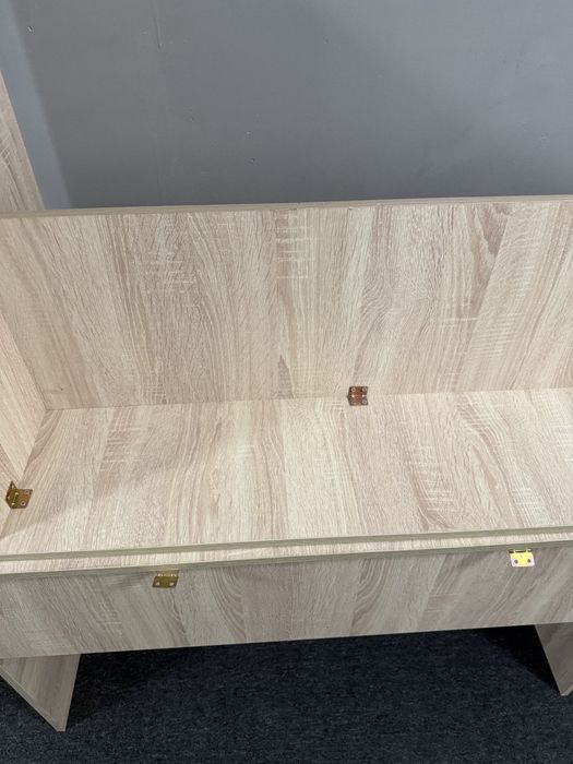 Продается стол в хорошем состоянии