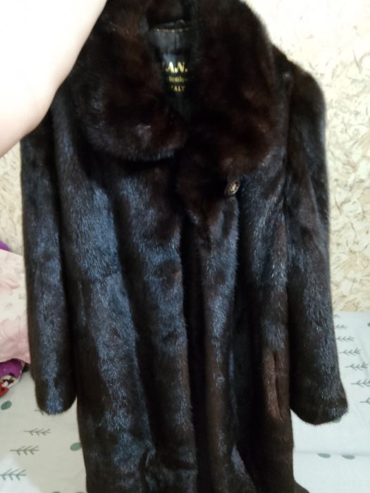 Продам шубу норковая 46 размер состояние отличное