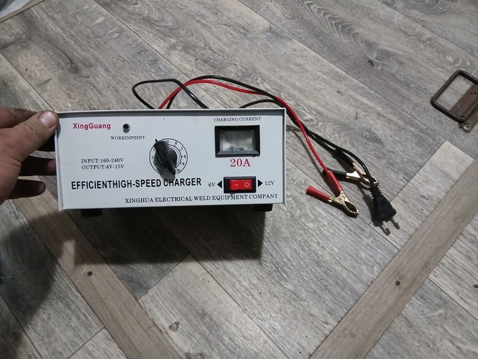 Продам зарядку на аккумулятор