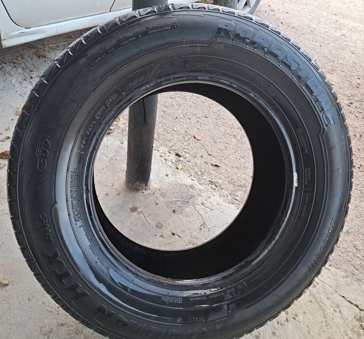Продам шины 1шт. Bridgestone,  и, 1шт. Roadstone