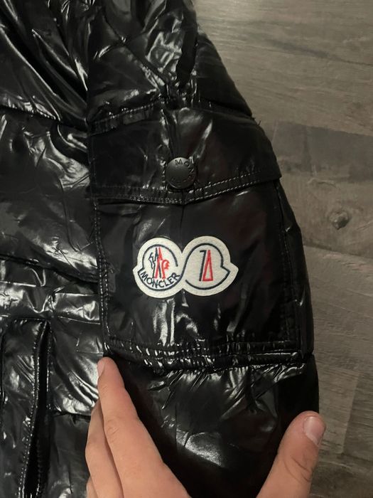 Geaca Moncler noua