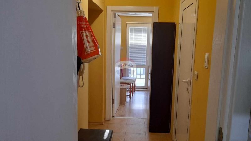 Продава се Двустаен апартамент в Варна, Трошево - 60 кв.м за 2050 €/кв.м - Снимка #2