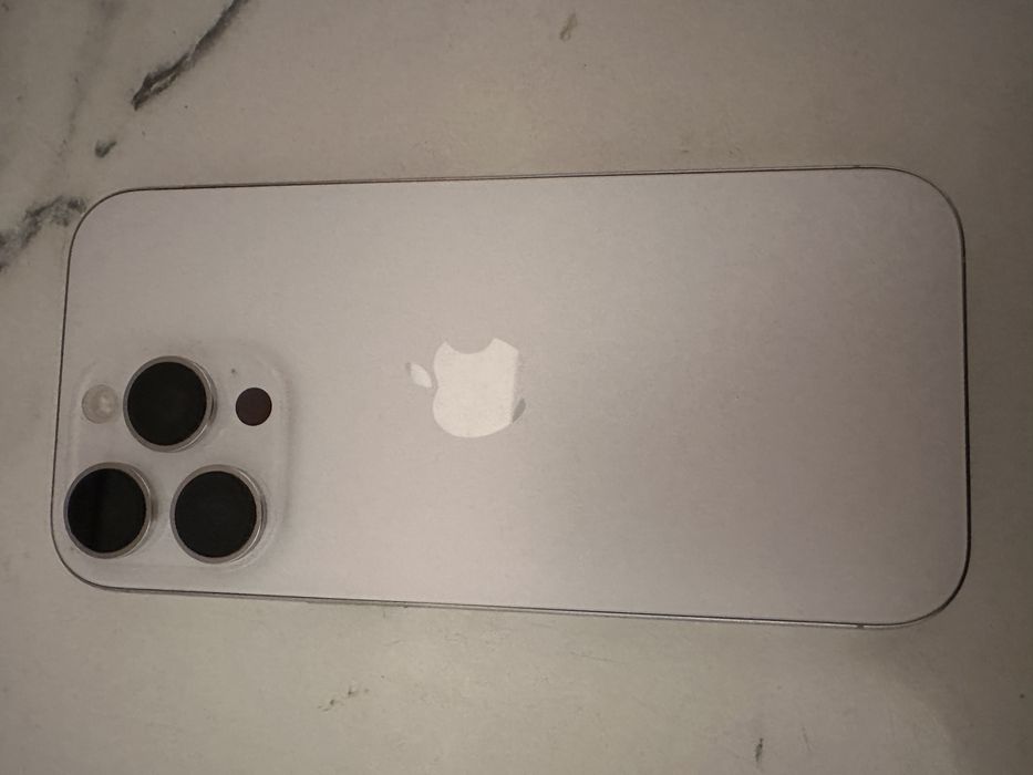 Iphone 16 pro идеальном состоянии