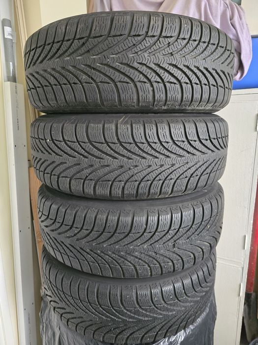 Anvelope iarna BFGOODRICH 195/65 R15, jante tabla, Logan, mcv, Sandero