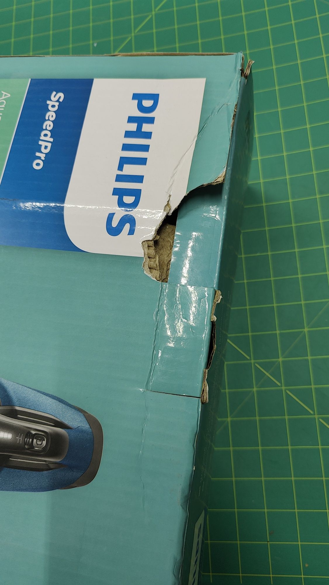 Пылесос вертикальный Philips FC6728/01. Новый