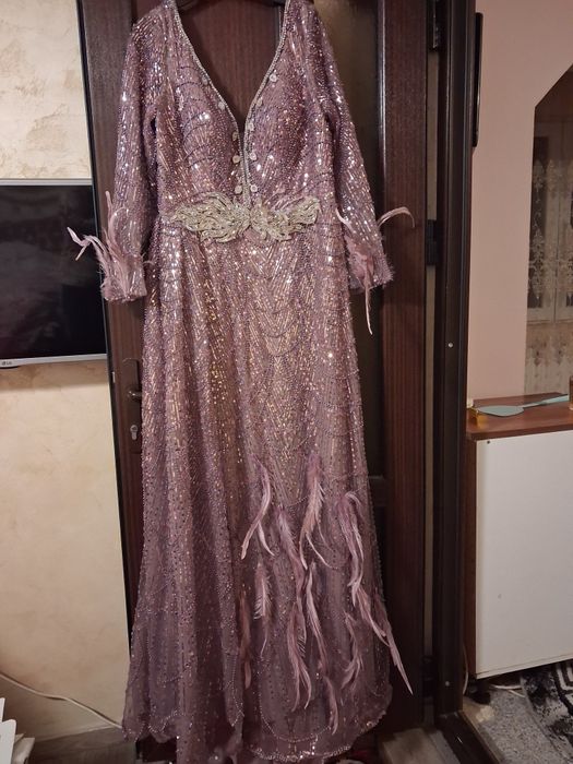 Rochie de ocazie pentru petrecere cu pietre pene