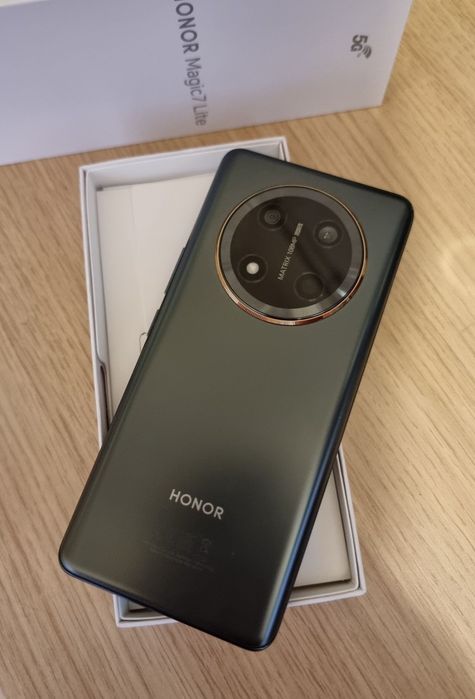 Vând sau schimb honor magic 7 lite