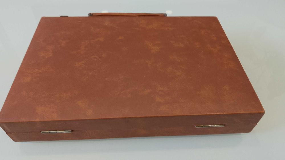 Joc table/ Backgammon in servieta eleganta, tip Diplomat