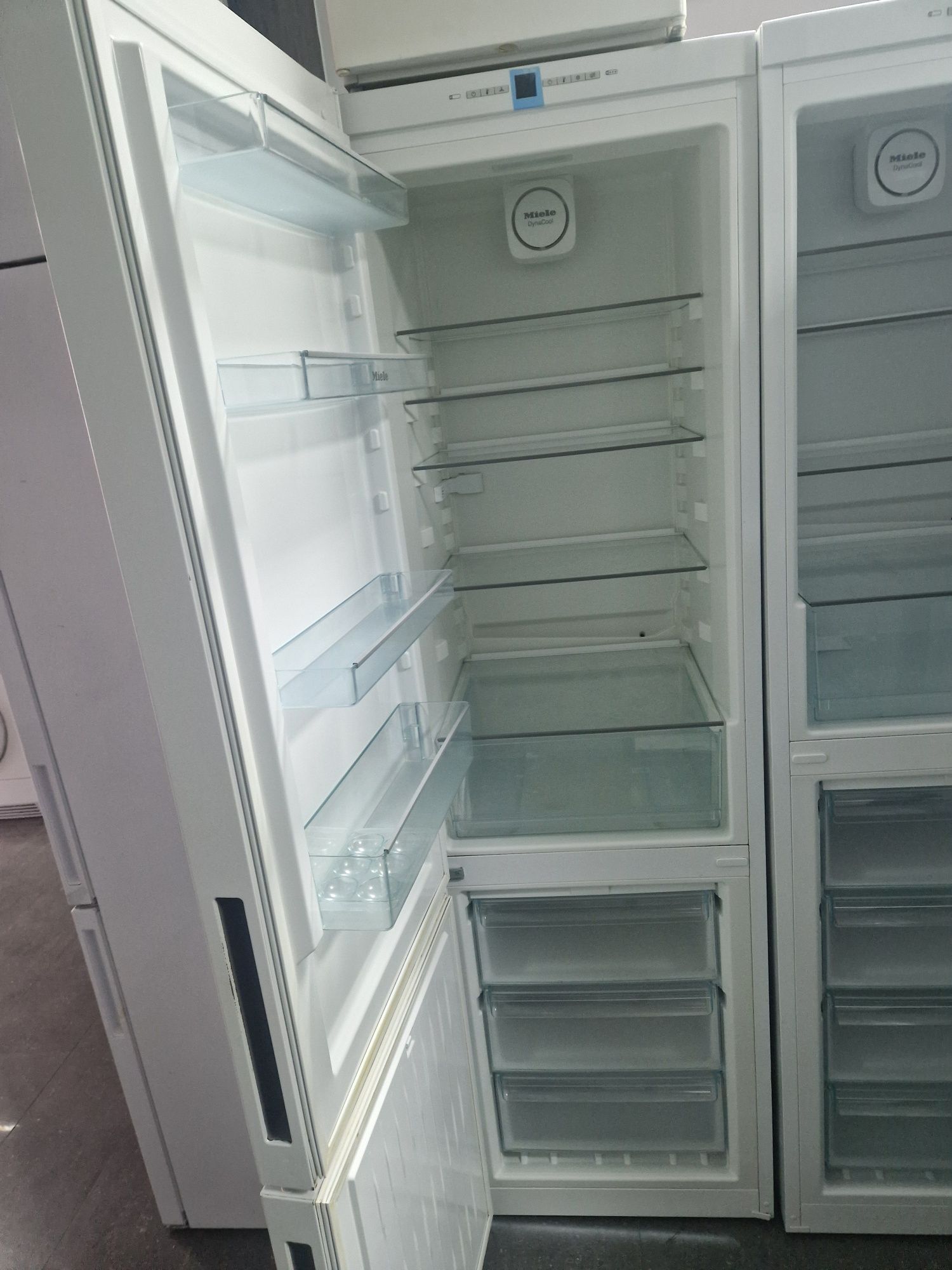 Хладилник с фризер Miele 200/60/60 А++ No frost