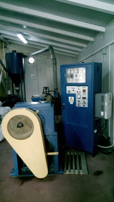 Masina de regranulat polietilena LDPE, LLDPE, HDPE