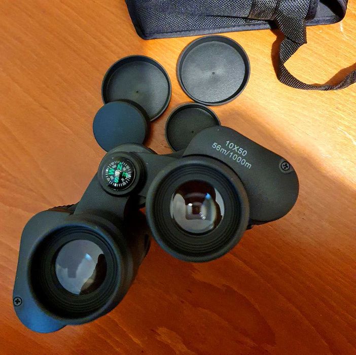Бинокъл 10Х50 нов