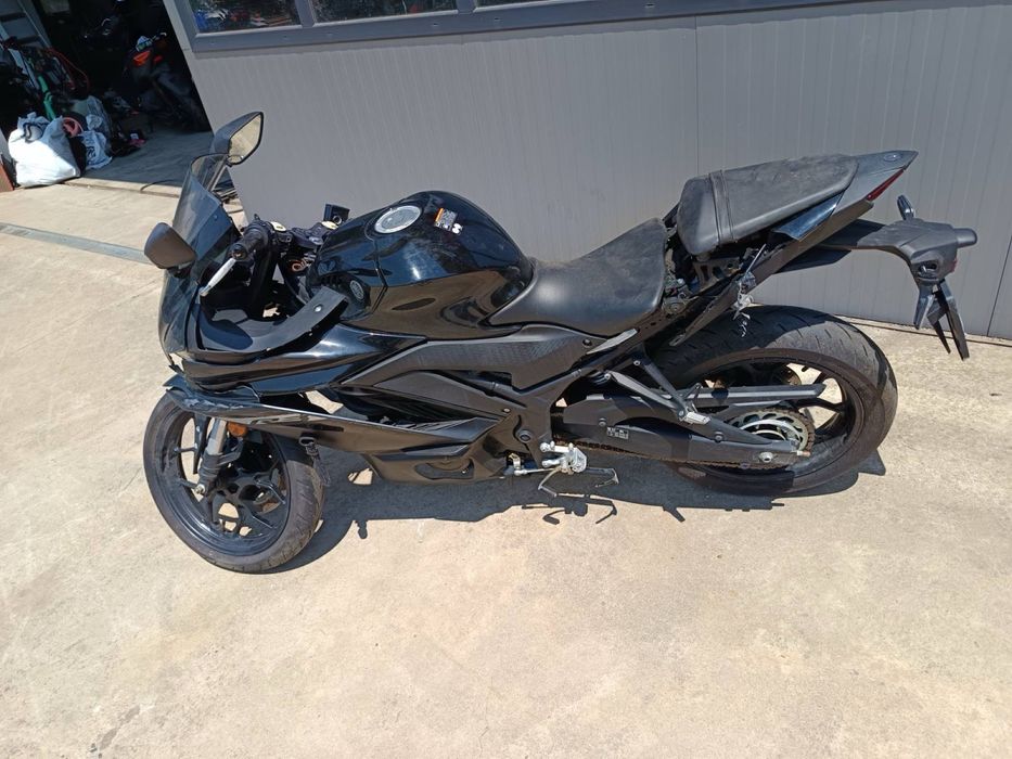 Yamaha r3 на части