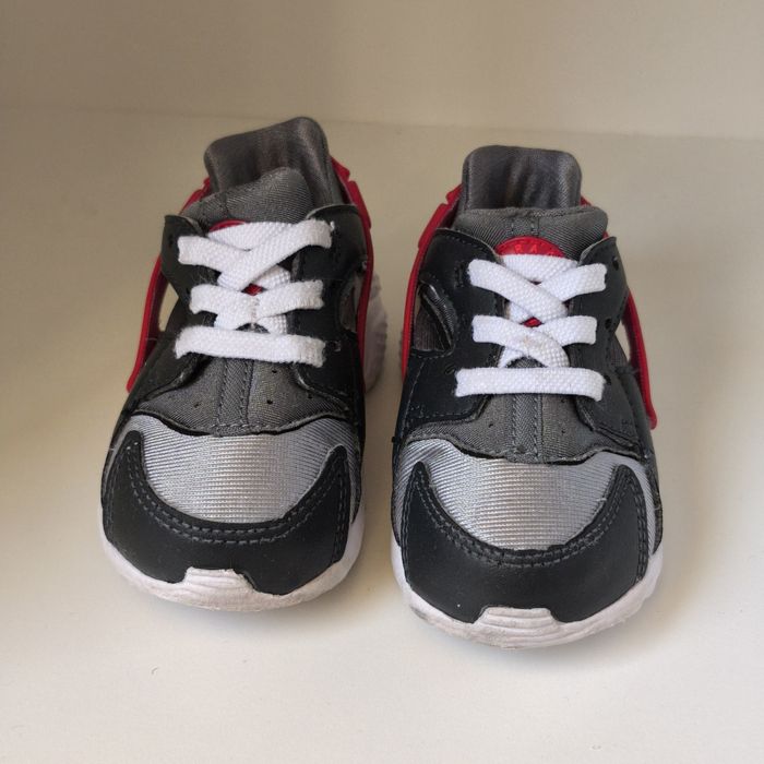 Детски маратонки Nike Huarache размер 21