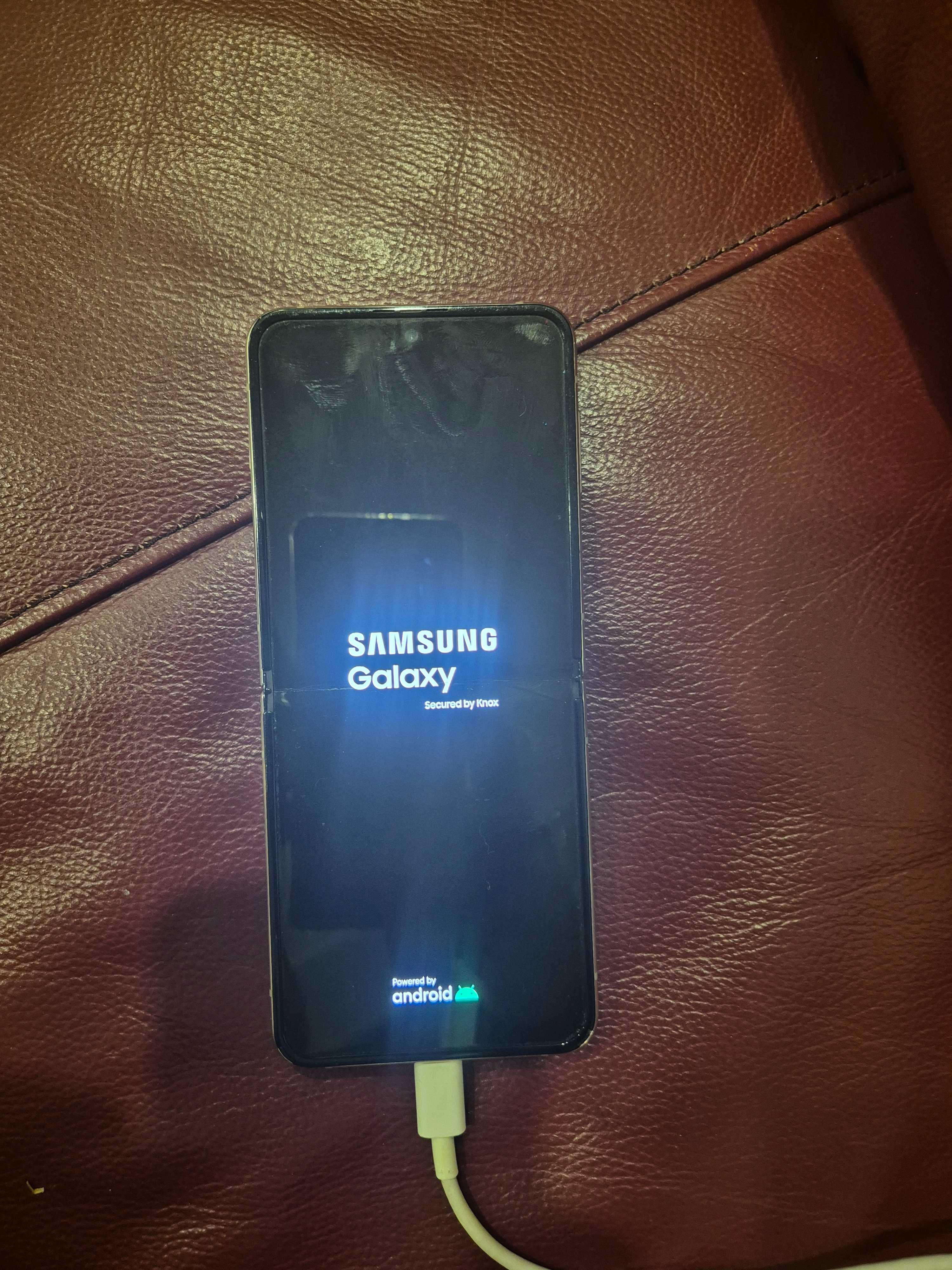 Samsung galaxy Z Flip 4